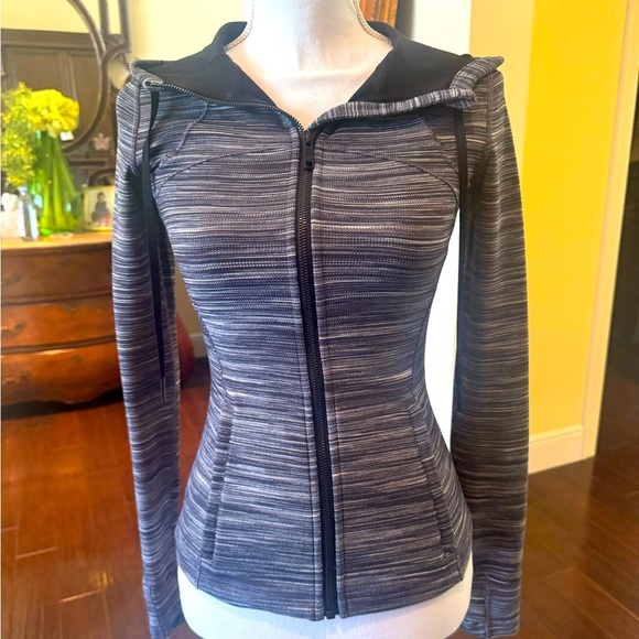 lululemon athletica Tops - Lululemon Defined Hoodie